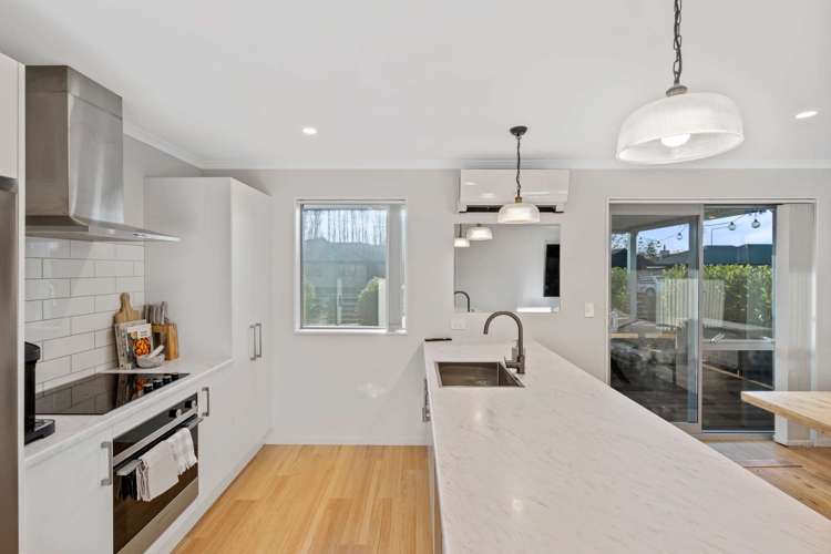 2 Arabella Crescent Yaldhurst_7