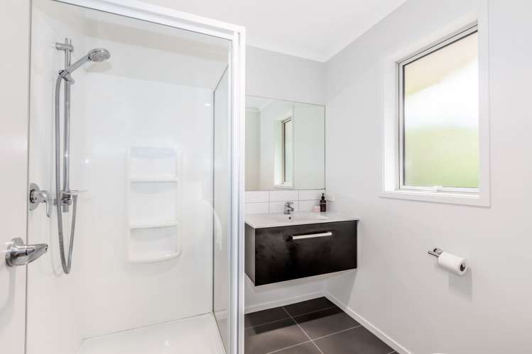 27 Mooring Close Whitby_20