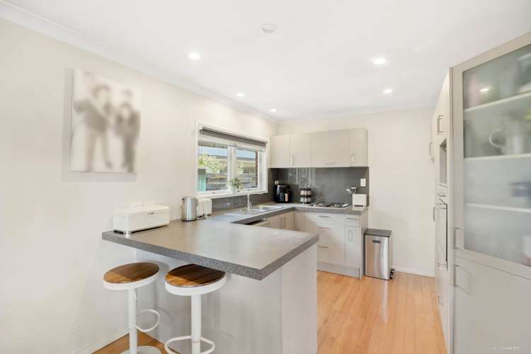 44 David Avenue Hill Park_4