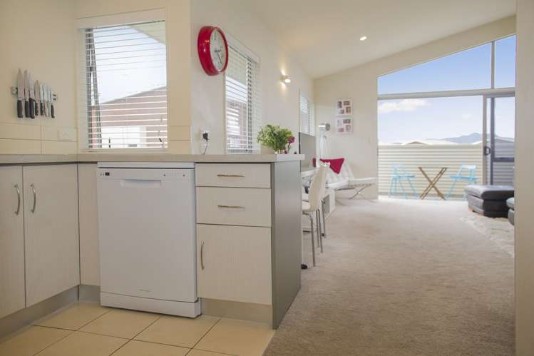 54/18 Eyre Street Whitianga_8