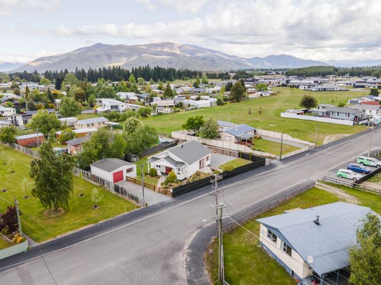 11 Totara Drive Twizel_24