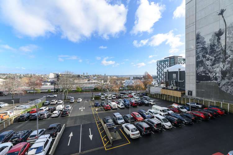 708/135 Hobson Street Auckland Central_17