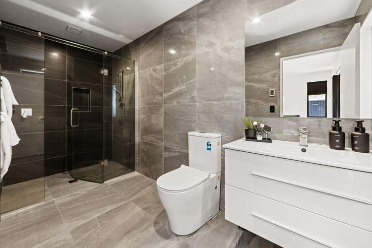 25 Zinnia Way Wigram_14