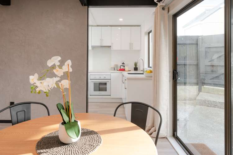 138 Akaroa Drive Maupuia_5