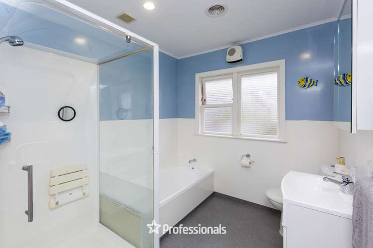 7 Kapuranga Grove Stokes Valley_11