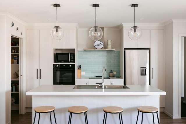 180 Adler Drive Ohauiti_4