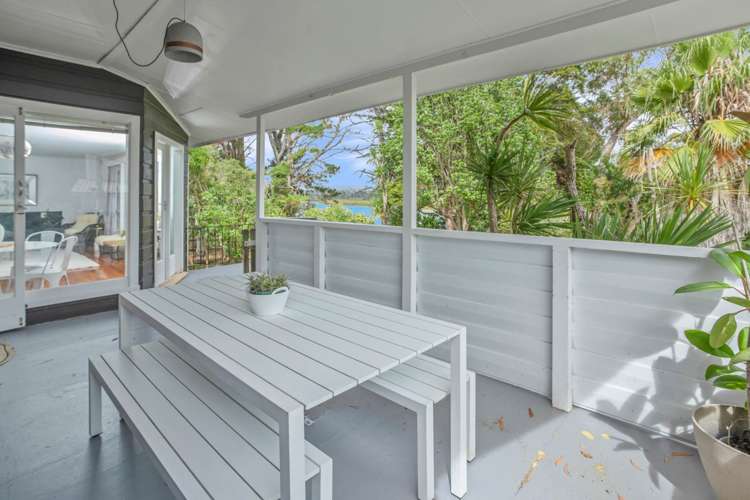 32 Abbotleigh Avenue Te Atatu Peninsula_15