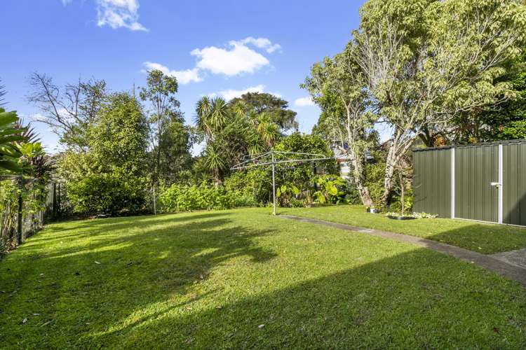 71 Daffodil Street Titirangi_11