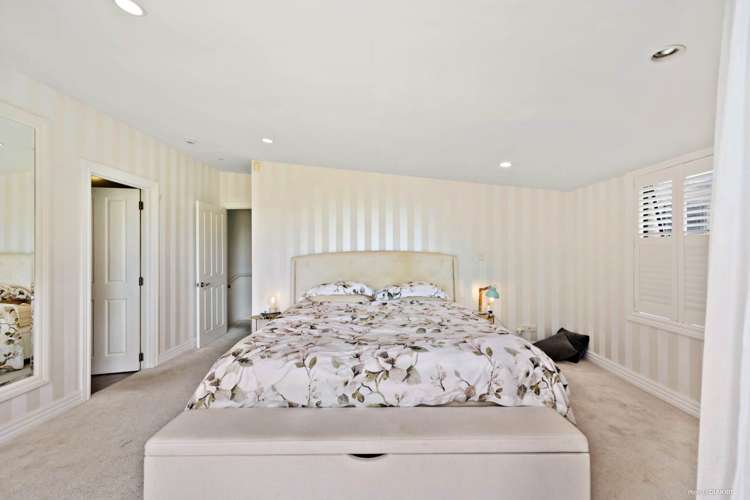 1/177 Hurstmere Road Takapuna_31