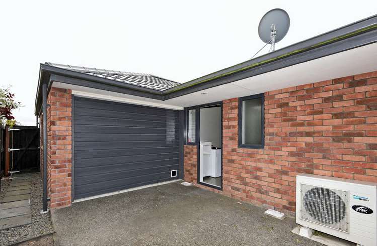 14 Kingsbridge Drive Burwood_15