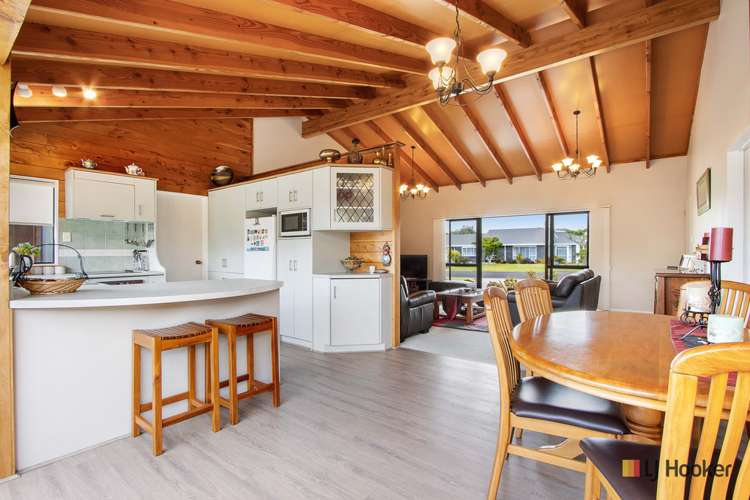 10 Hereford Place Waihi Beach_10