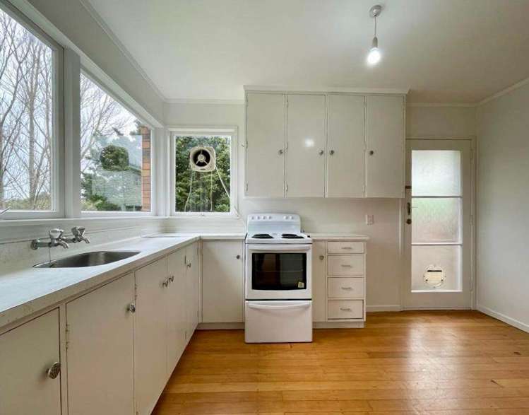 Great North Road Pt Chevalier_5