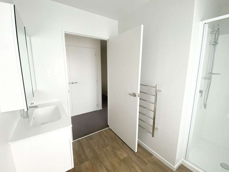 30 Matawhanga Drive Wattle Downs_9