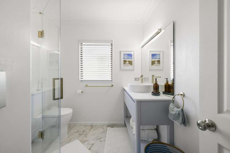 30 Mauritius Key Papamoa_51