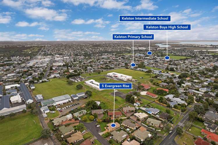 5 Evergreen Rise New Lynn_10