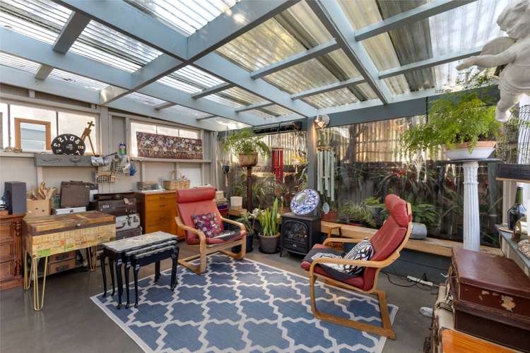 8 Omata Road Westown_6