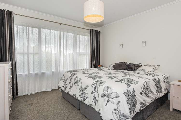 54 Fairway Drive Kamo_11