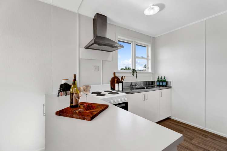 6 Wiremu Place Blagdon_5