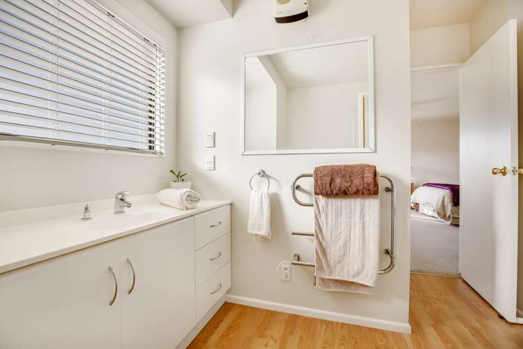 7 Taupiko Place Green Bay_13