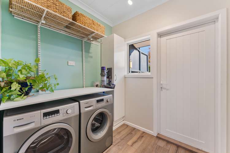 4 Arrowsmith Avenue Waipahihi_12