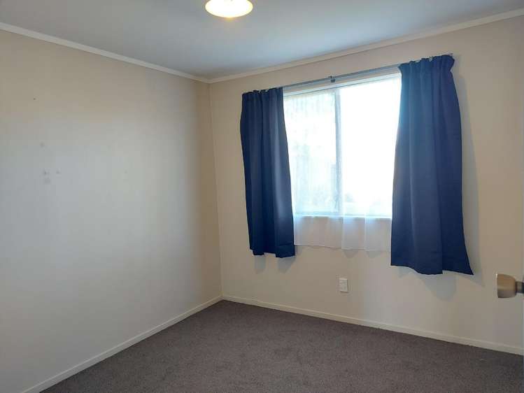 15 Holland Grove 1140_8