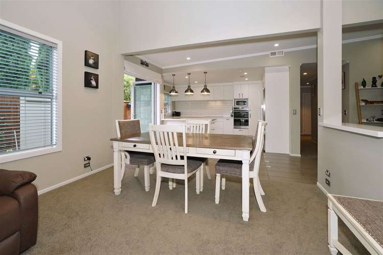 14 Miers Glade Rototuna North_5