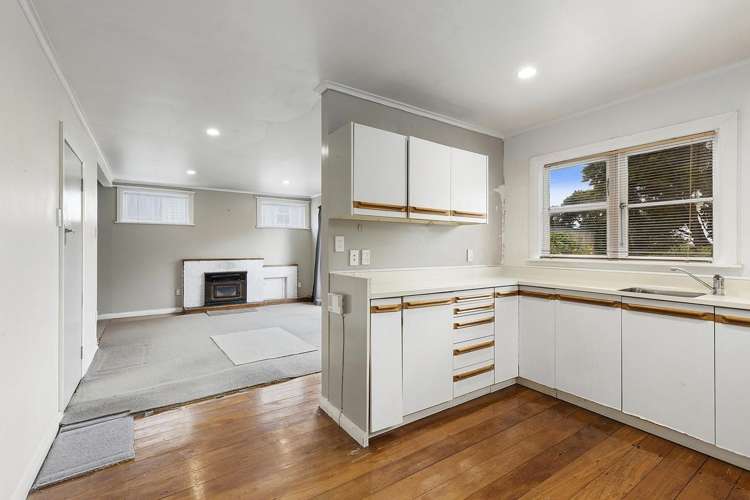 12 & 12A Wairaka Road Pukerua Bay_22