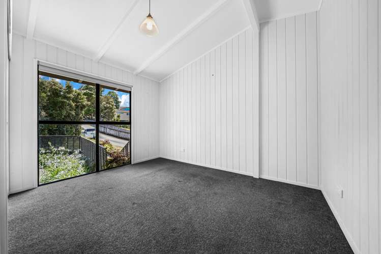 9 & 9A Sherie Place Howick_17