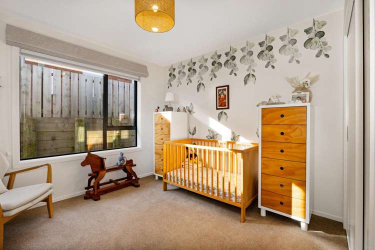 87 Cedarwood Street Woodridge_16