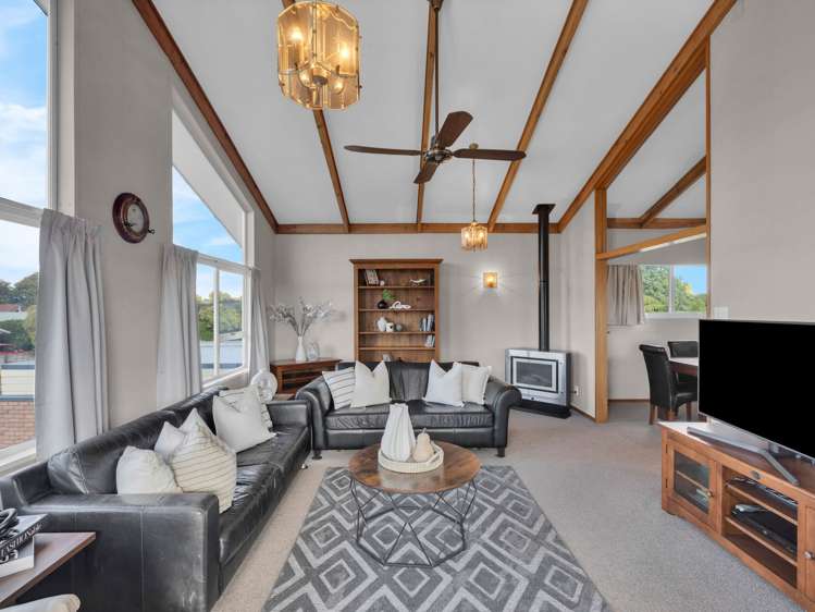 17 Bernard Street Chedworth_3