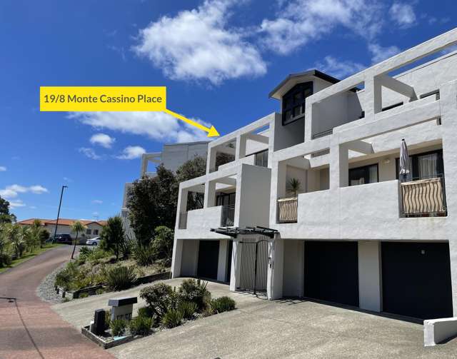 19/8 Monte Cassino Place Birkdale_1