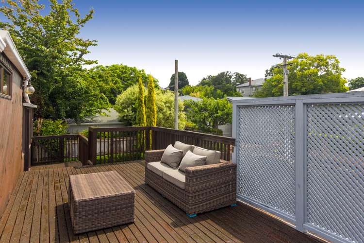 8 Garry Road Mt Eden_17