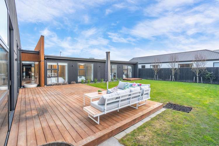 41 Grayshott Avenue Casebrook_44