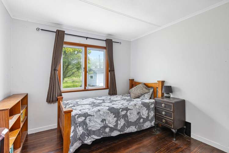 433 Pah Hill Road Wharehine_16