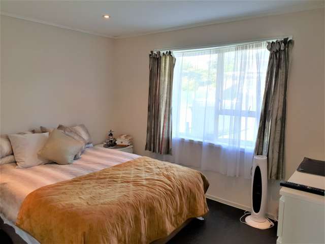 1/2 Pomelo Road Te Atatu South_4