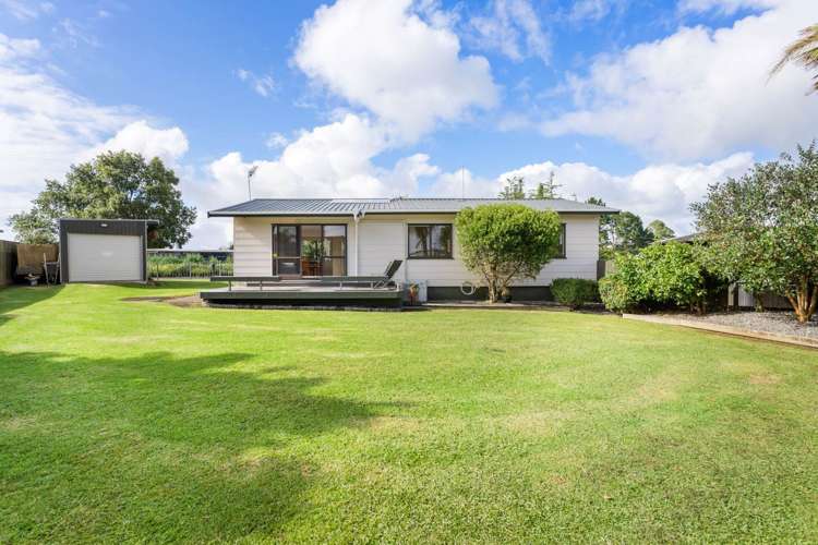 96 McRobbie Road Kingseat_1