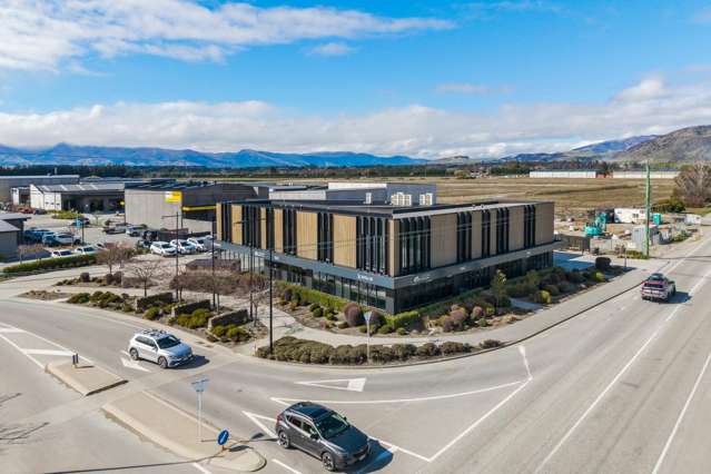 2 Sir Tim Wallis Drive Wanaka_1