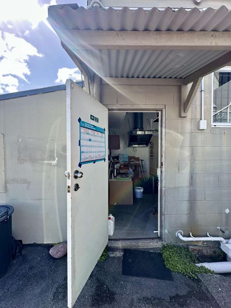 Unit 4, 22 Te Heuheu Street Town Centre_12