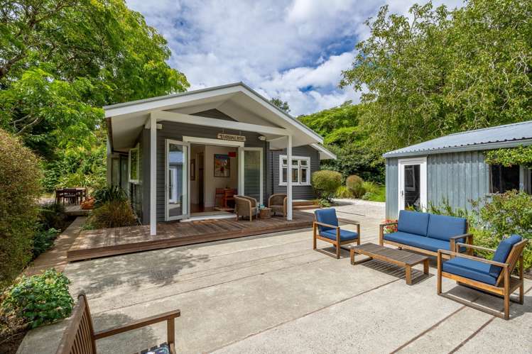 160 Lud Valley Road Hira_5