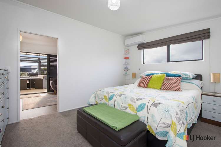 10 Reel Road Athenree_12