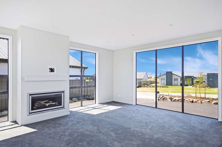 5 Lochern Rise Marchwiel_6