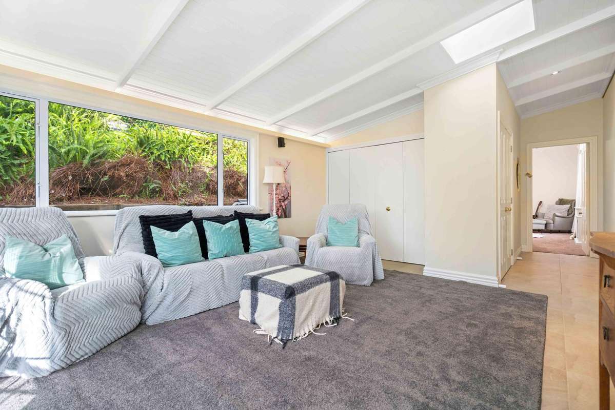 32 Ewing Road_5