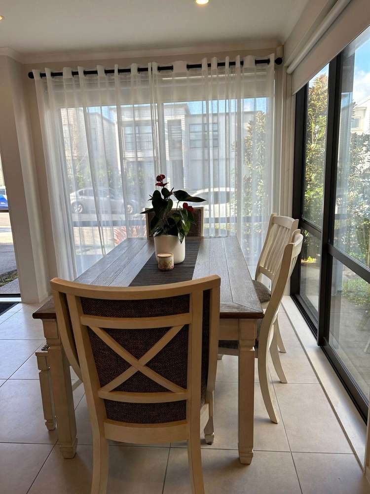 15 Costa Viva Crescent Karaka_5