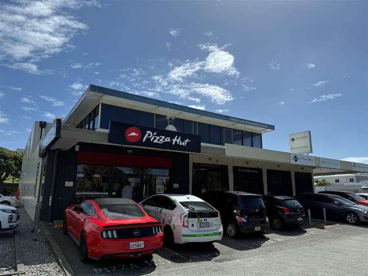 Level 1, 12 Hagley Street Porirua_11