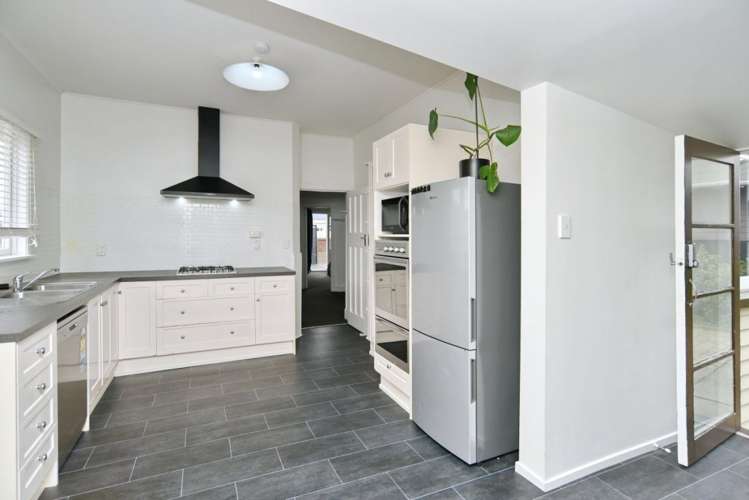 612 Gloucester Street Linwood_10