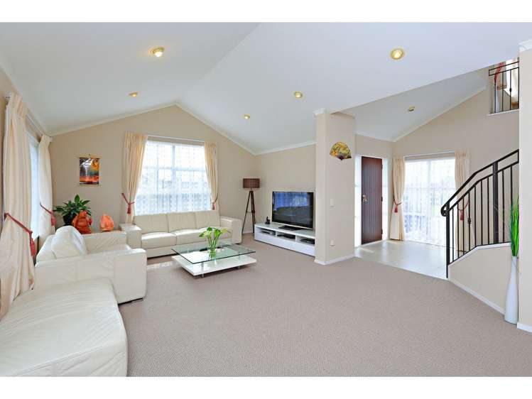 39 Chateau Rise Flat Bush_0