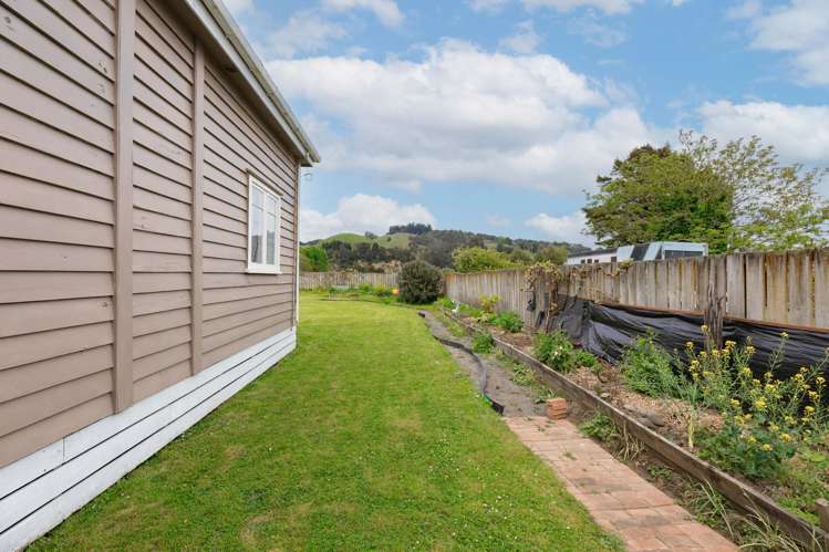 5 Wackrow Street Taumarunui_16