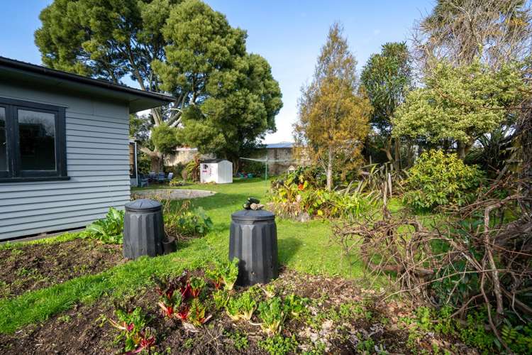 10 Campbell Street Leamington_24