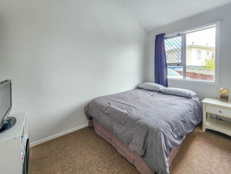 21B Brian Crescent Stanmore Bay_7