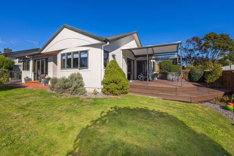 1 Sunnyhills Avenue Glenview_24